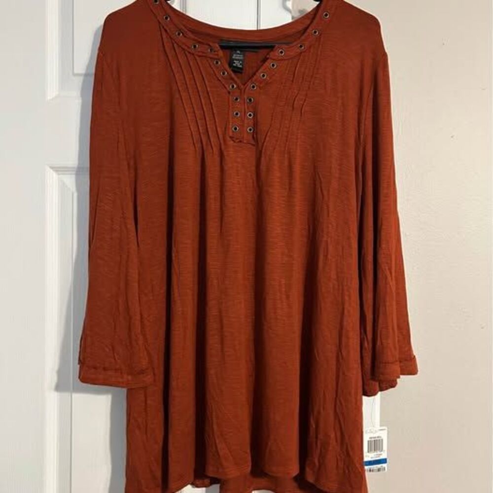 NWT Style & Co XL Rust Orange Grommet Henley Top